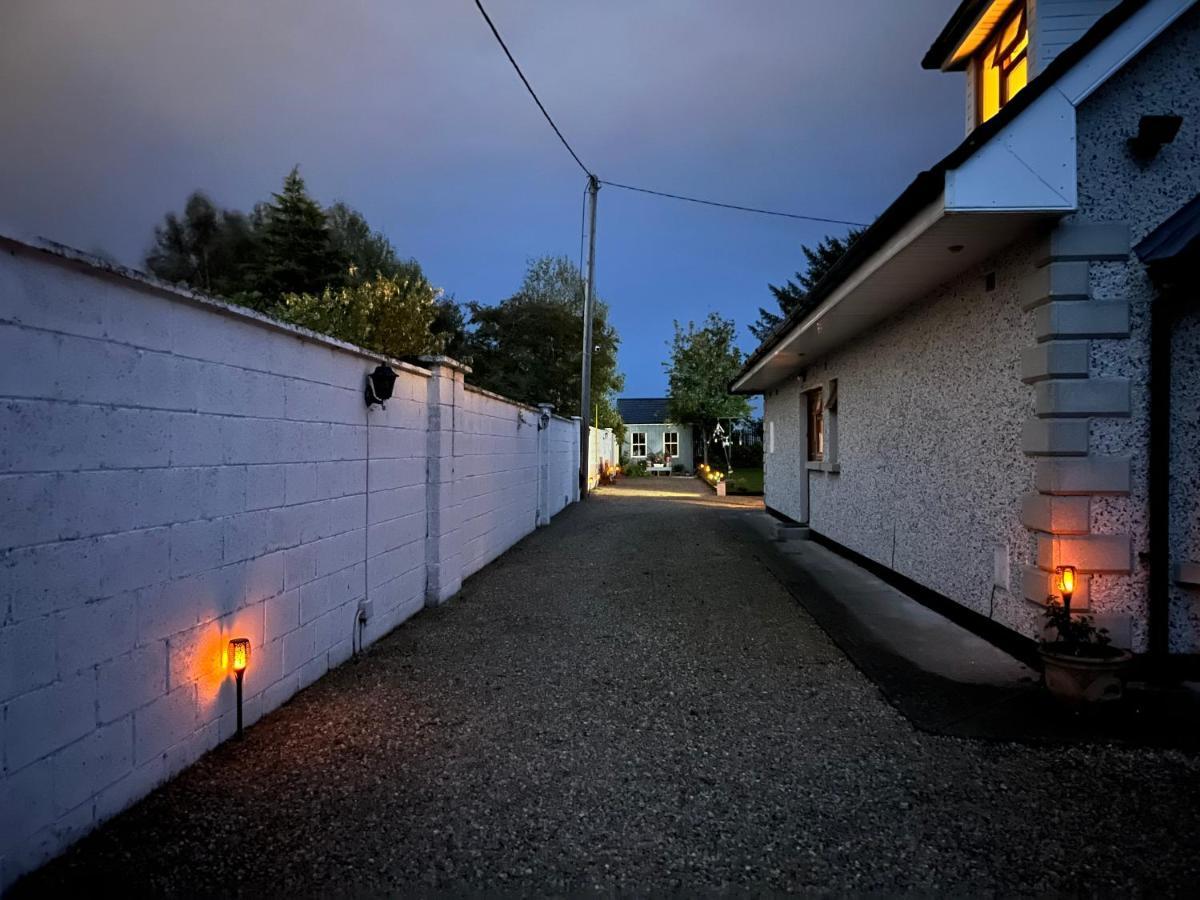 エニスケリー Hillview Bed & Breakfast エクステリア 写真
